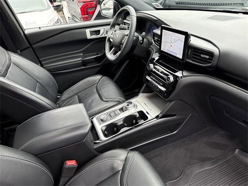 Used 2022 Ford Explorer ST w/ Equipment Group 401A image 28