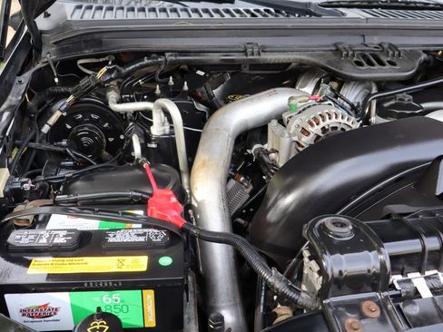 Used 2005 Ford F350 Lariat image 38