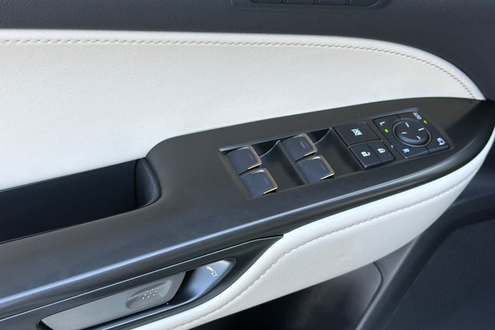 Used 2025 Lexus NX 450h+ AWD w/ Accessory Package (2T) image 13