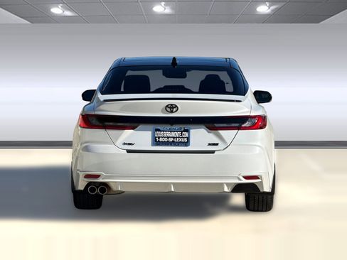 Used 2025 Toyota Camry XSE image 9