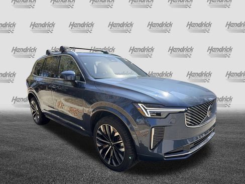Used 2026 Volvo XC90 B6 Plus w/ Protection Package Premier AWD/4WD image 2