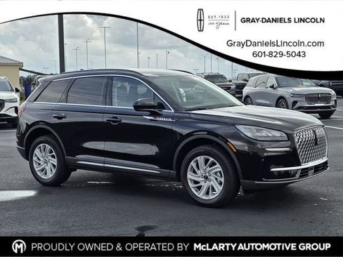 Used 2026 Lincoln Corsair Premiere FWD image 1