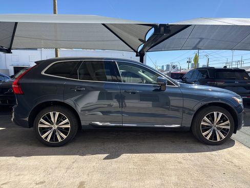 Used 2023 Volvo XC60 B5 Plus w/ Climate Package image 3