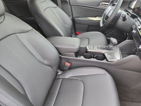 New 2026 Kia Sportage EX FWD image 10