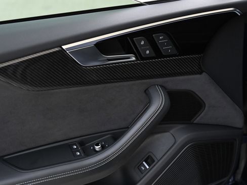 Used 2023 Audi RS 5 w/ Dynamic Package image 31