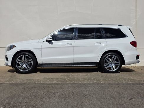 Used 2016 Mercedes-Benz GL 63 AMG 4MATIC image 2