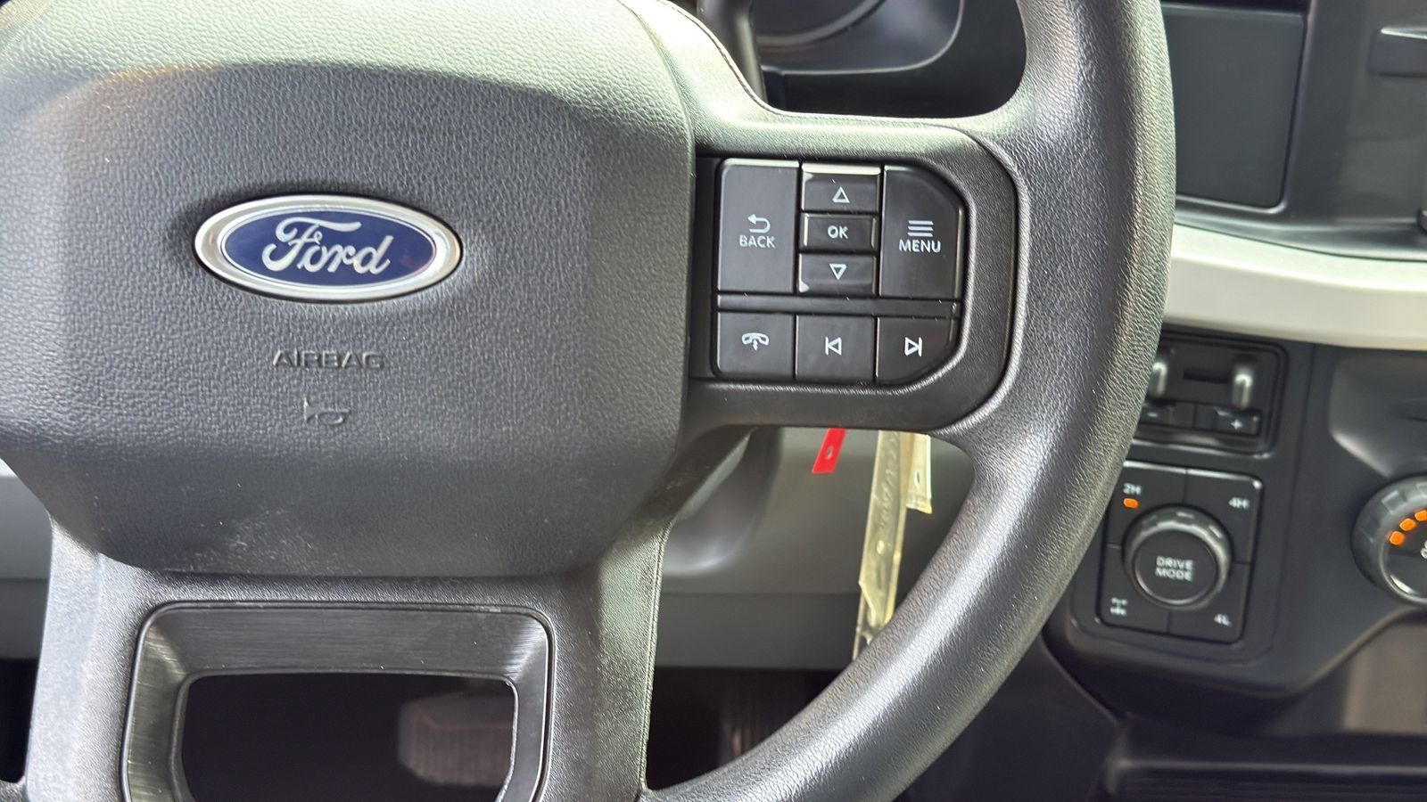 Used 2025 Ford F250 XLT w/ FX4 Off-Road Package AWD/4WD image 14