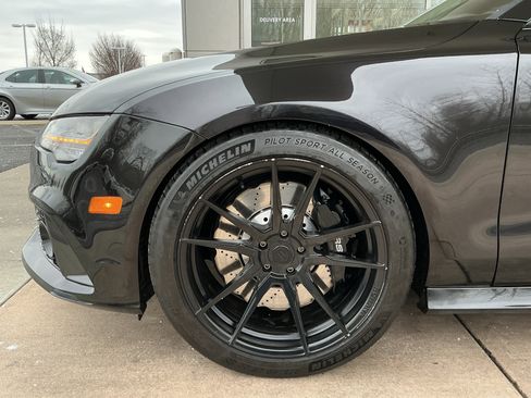 Used 2016 Audi RS 7 Prestige w/ Carbon-Optic Package image 25