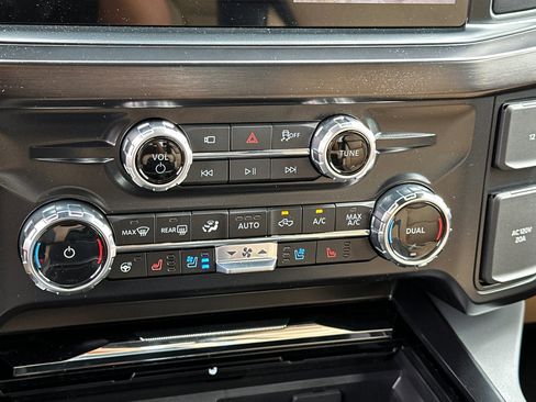 New 2026 Ford F250 Lariat w/ Lariat Ultimate Package image 18