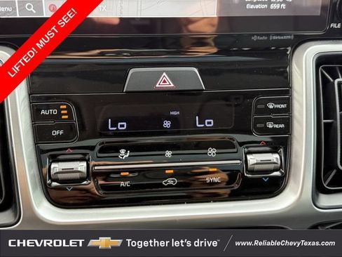 Used 2022 Kia Sorento EX w/ Panoramic Sunroof Package FWD image 21