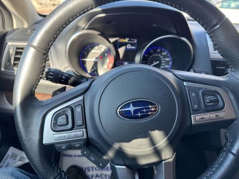 Used 2017 Subaru Outback 2.5i Limited image 11