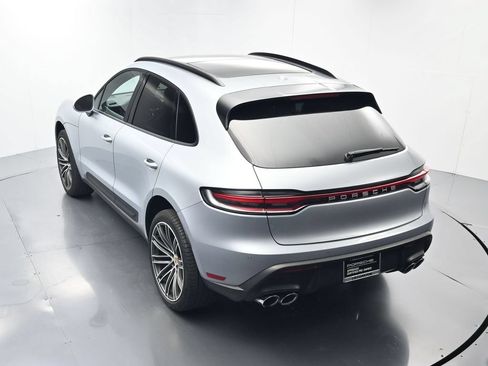 Certified 2026 Porsche Macan AWD/4WD image 36