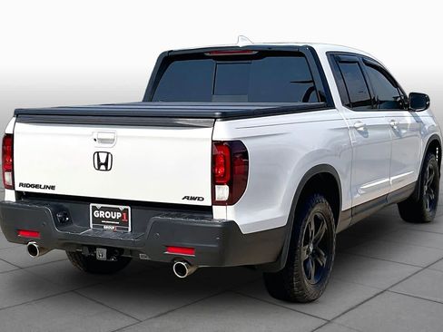 Used 2022 Honda Ridgeline Black Edition image 13