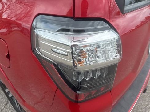 Used 2020 Toyota 4Runner Limited AWD/4WD image 10