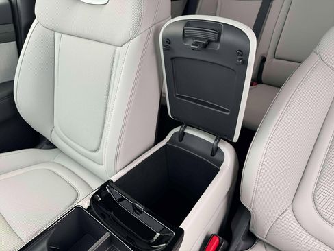 New 2026 Hyundai Tucson Limited AWD/4WD image 18