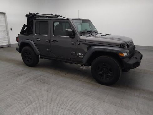 Used 2018 Jeep Wrangler Unlimited Sport AWD/4WD image 11