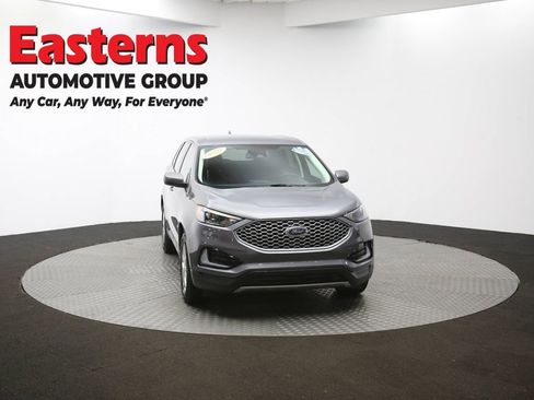 Used 2023 Ford Edge SEL image 49