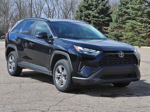 Certified 2025 Toyota RAV4 XLE image 1