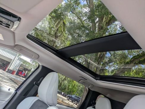 New 2025 Mitsubishi Outlander SE image 22