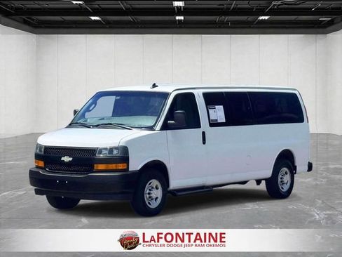 Used 2023 Chevrolet Express 3500 LS RWD image 1