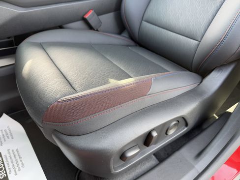 New 2026 Chevrolet Equinox RS image 12