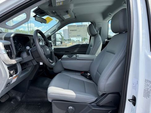 New 2025 Ford F450 XL w/ XL Chrome Package image 18