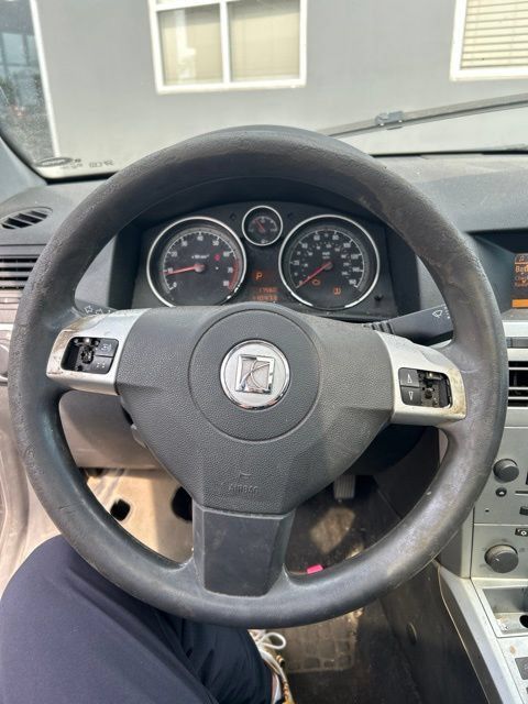 Used 2008 Saturn Astra XR w/ Advanced Audio Package FWD image 16