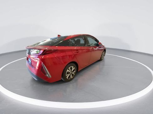 Used 2017 Toyota Prius Prime Premium FWD image 8