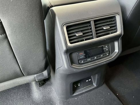 New 2025 Volkswagen Atlas SEL AWD/4WD image 11