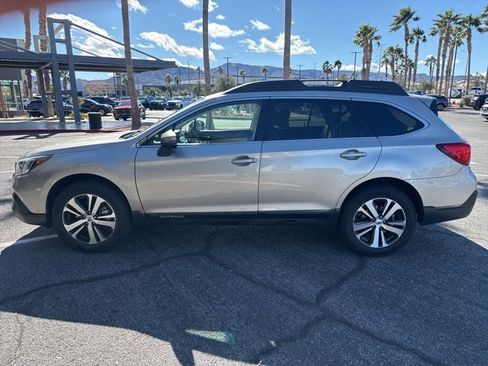 Used 2019 Subaru Outback 2.5i Limited image 8