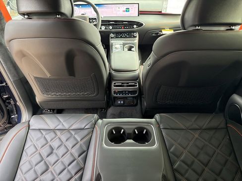 New 2026 Genesis GV70 3.5T Sport Prestige AWD/4WD image 17