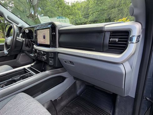 Used 2023 Ford F250 XLT w/ XLT Premium Package AWD/4WD image 35