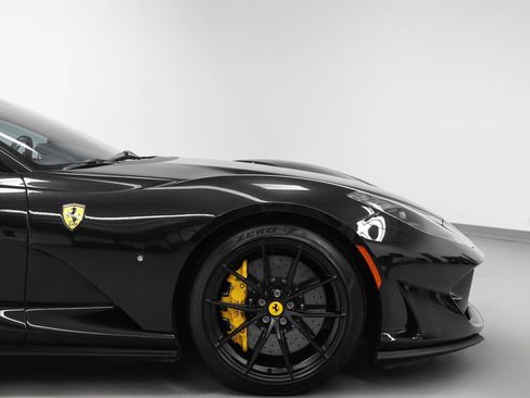 Certified 2018 Ferrari 812 Superfast RWD image 11