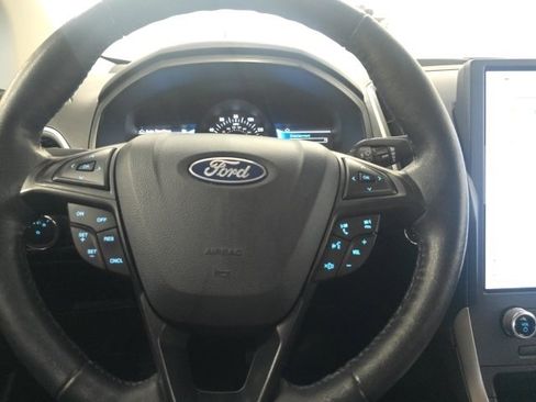 Used 2022 Ford Edge SEL w/ Sport Appearance Package image 25