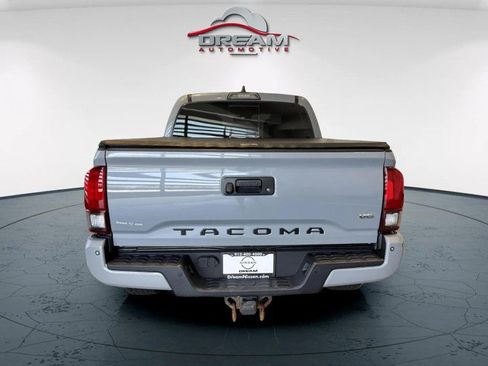 Used 2019 Toyota Tacoma TRD Off-Road AWD/4WD image 22