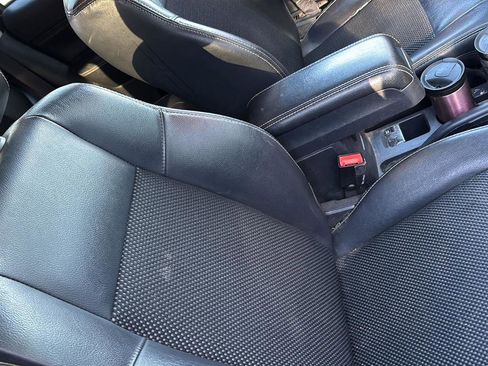 Used 2016 Jeep Compass Latitude image 2