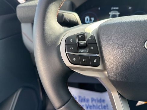 New 2026 Ford Explorer Active w/ Active Comfort Package image 32