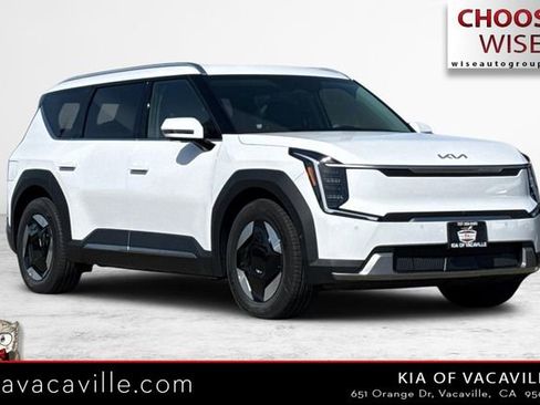 New 2026 Kia Sportage SX Prestige AWD/4WD image 1