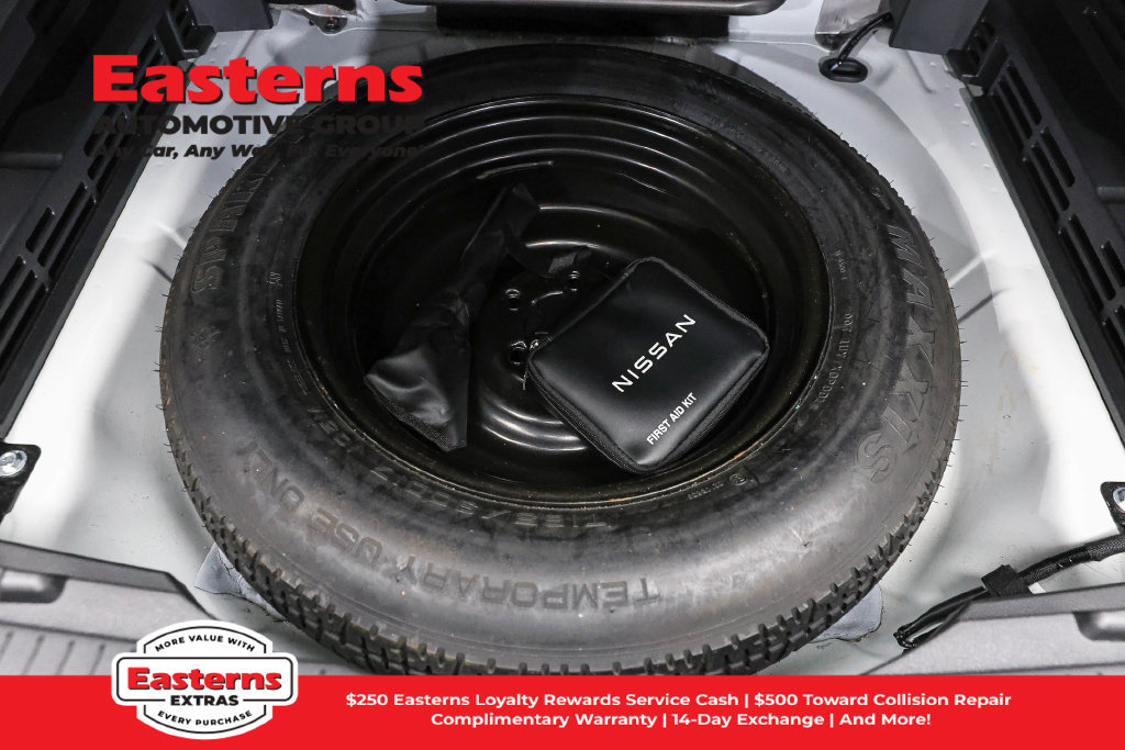 Used 2023 Nissan Rogue S AWD/4WD image 24