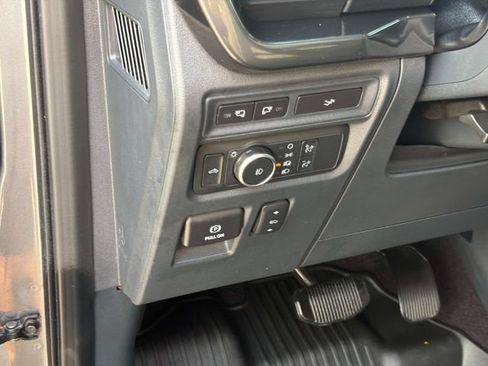 Used 2022 Ford F150 XLT w/ Equipment Group 302A High AWD/4WD image 24
