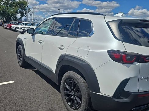 Used 2025 MAZDA CX-50 AWD 2.5 Hybrid w/ Premium Pkg image 4