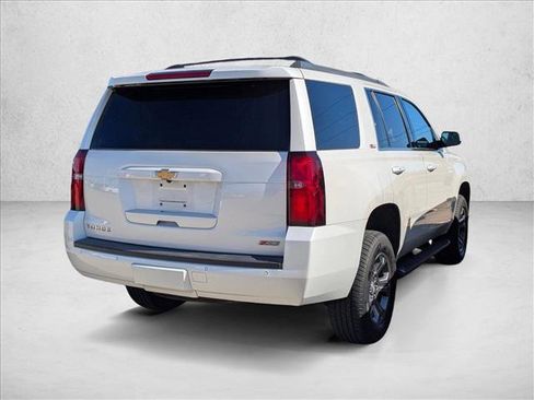 Used 2017 Chevrolet Tahoe LT image 3