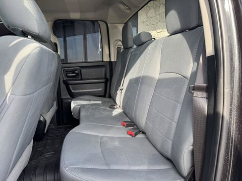Used 2018 RAM 1500 Express AWD/4WD image 13