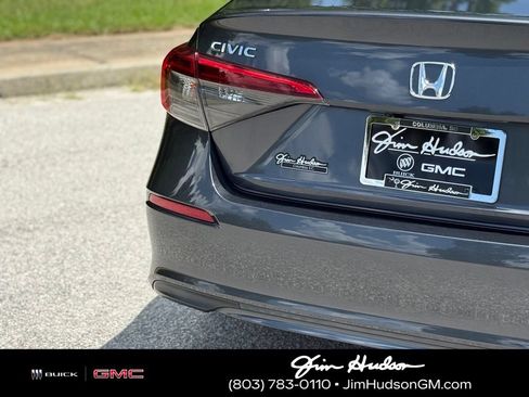 Used 2022 Honda Civic Sport image 14