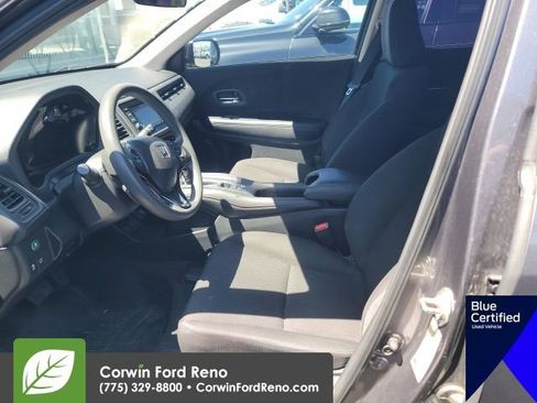 Used 2017 Honda HR-V LX image 10