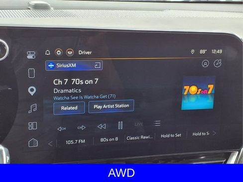 Used 2025 Chevrolet Equinox LT AWD/4WD image 9