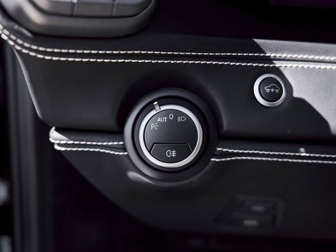 Used 2018 Ferrari 488 Spider image 51