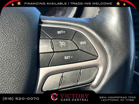 Used 2020 Jeep Grand Cherokee Limited image 28