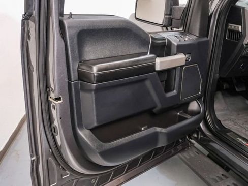 Used 2018 Ford F150 Raptor w/ Equipment Group 802A Luxury image 36