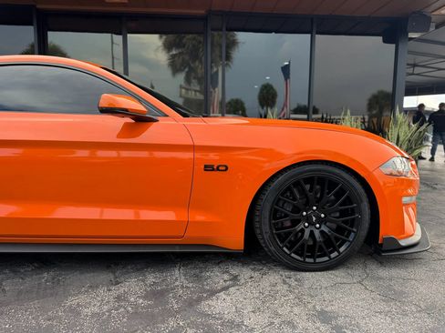 Used 2020 Ford Mustang GT Premium w/ GT Performance Package RWD image 16